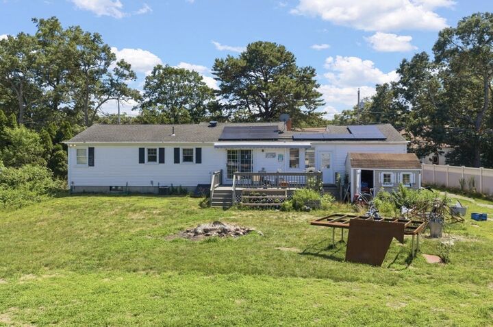 Property Photo:  748 Warren Ave  MA 02777 
