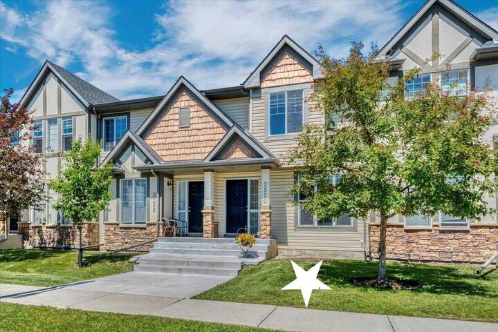 2520 Eversyde Avenue SW — photo 1