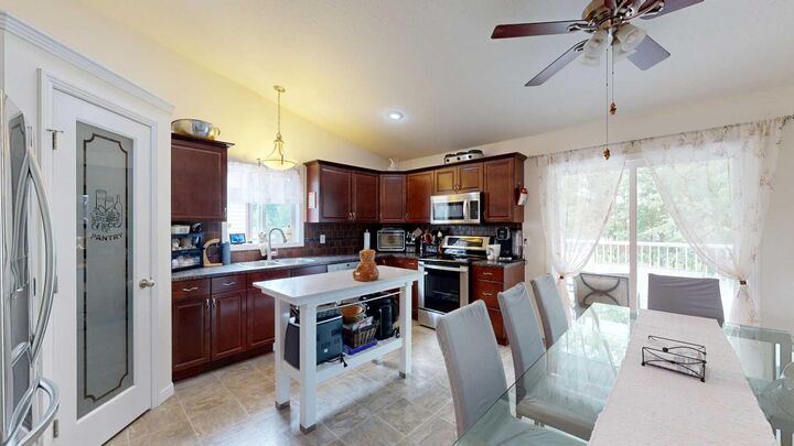 Property Photo:  47 Rodeo Way  AB T7S 0B9 