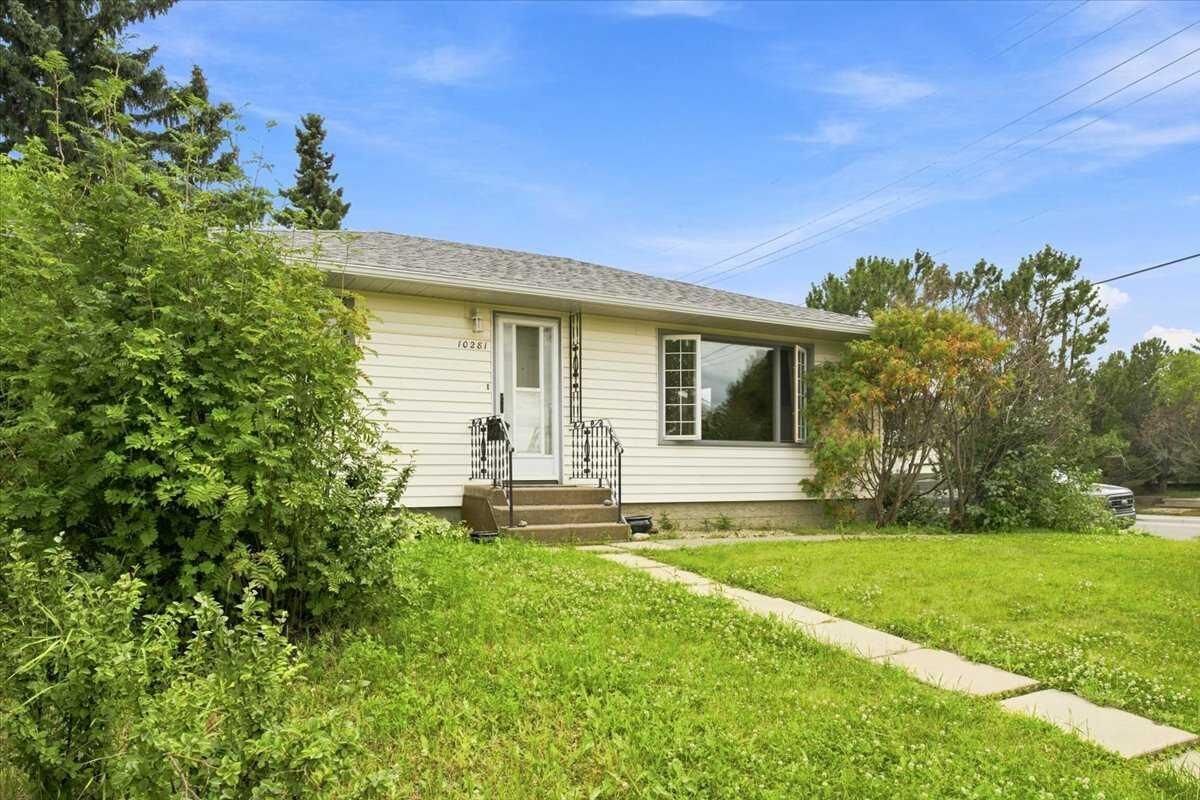 Property Photo: 10281 111 Avenue AB T8V 1T7