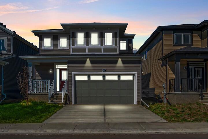 Property Photo:  641 Southwinds Close SW  AB T4B 5L5 