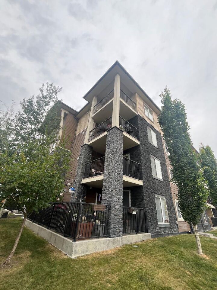 81 Legacy Boulevard SE 2238 — photo 1