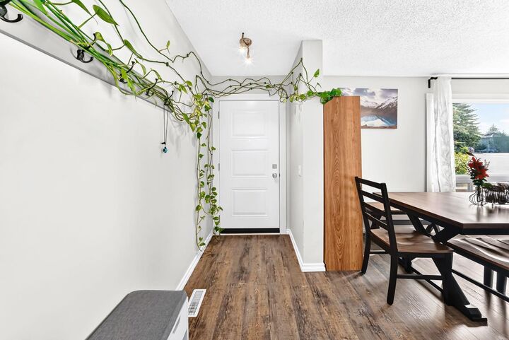Property Photo:  6915 Ranchview Drive NW 84  AB T3G 1R8 
