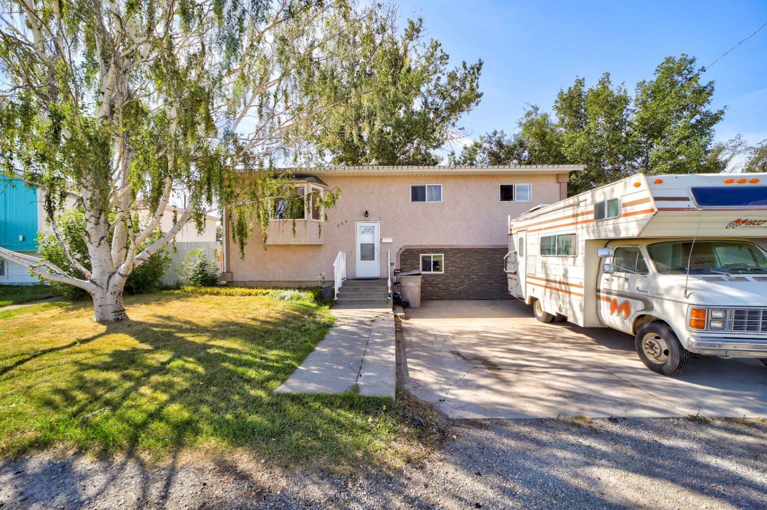 Property Photo: 222 McEwan Street AB T0L 1A0