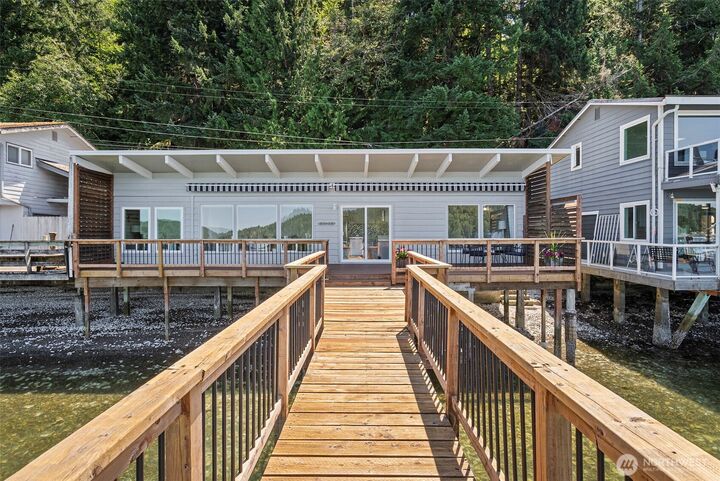 Property Photo:  9471 E State Route 106  WA 98592 