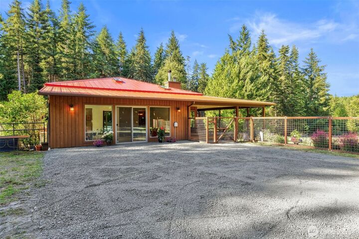 Property Photo: 472 S Edwards Road WA 98368