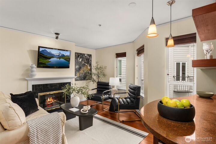 Property Photo:  3028  Western Avenue 501  WA 98121 