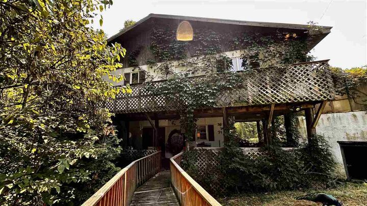 Property Photo:  2359 Vi Post Road  IN 47374 