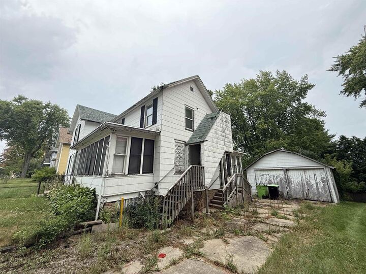 Property Photo:  617 S Spring Street  WI 53916 