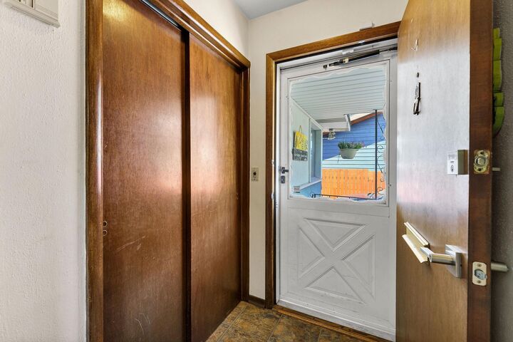 Property Photo: 3923 N Whitehouse St WA 99205