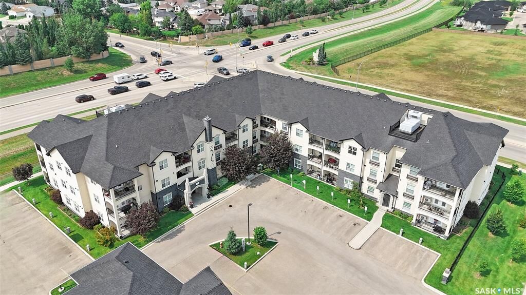 Property Photo:  110 Phelps Way 102  SK S7V 0K5 