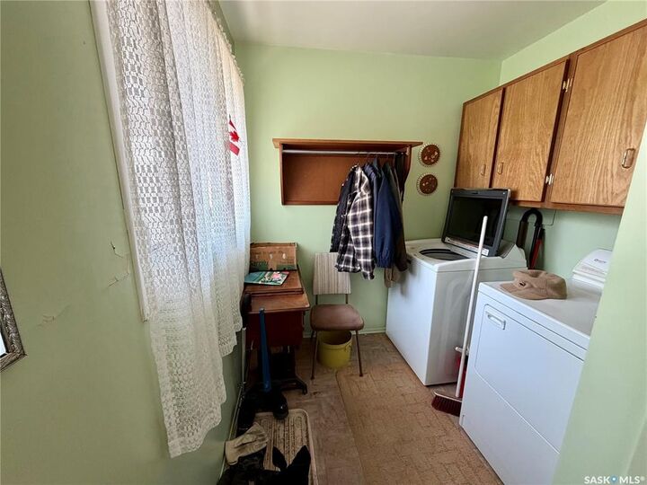 Property Photo:  1110 Carleton Street  SK S0G 3N0 
