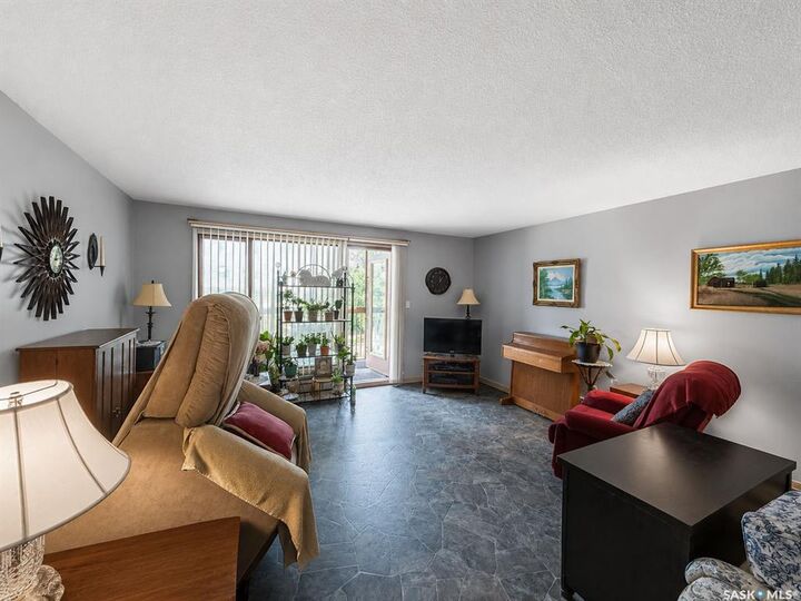 Property Photo: 255 7th Street E 304 SK S6V 0R9