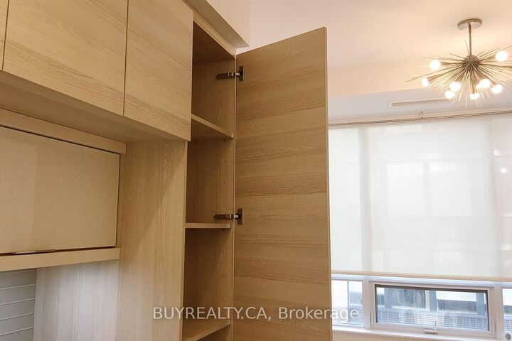 Property Photo:  88 Scott Street 601  ON M5E 0A9 