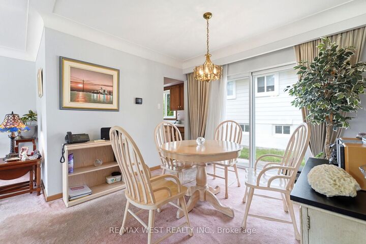 Property Photo:  491 Shannon Crescent  ON L7L 2R6 
