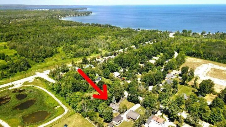 Property Photo:  2948 Lillian Street  ON L9S 2J6 