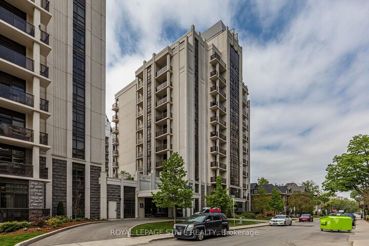 Property Photo:  85 Robinson Street 1010  ON L8P 0B9 