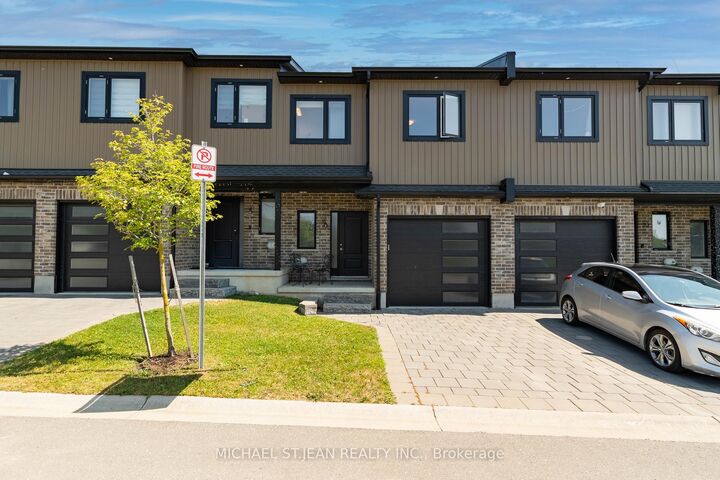 811 Sarnia Road 18 — photo 1
