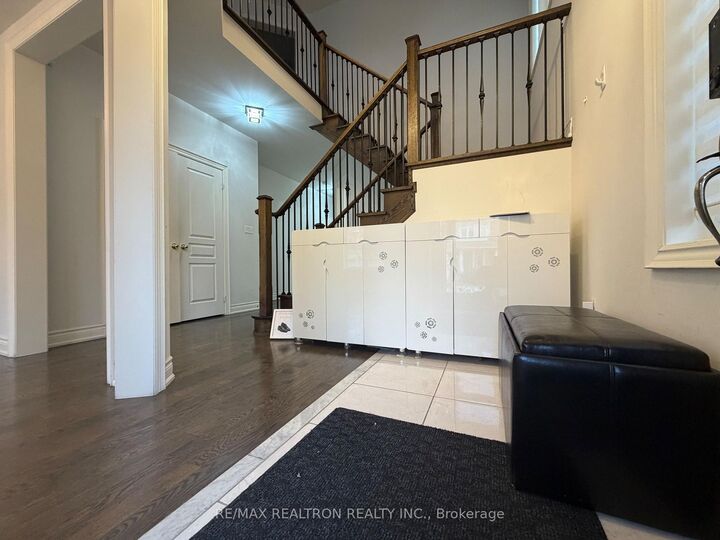 Property Photo:  26 Hua Du Avenue  ON L6C 0T2 
