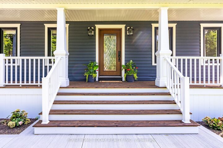 Property Photo: 4925 Trafalgar Road ON N0B 1H0