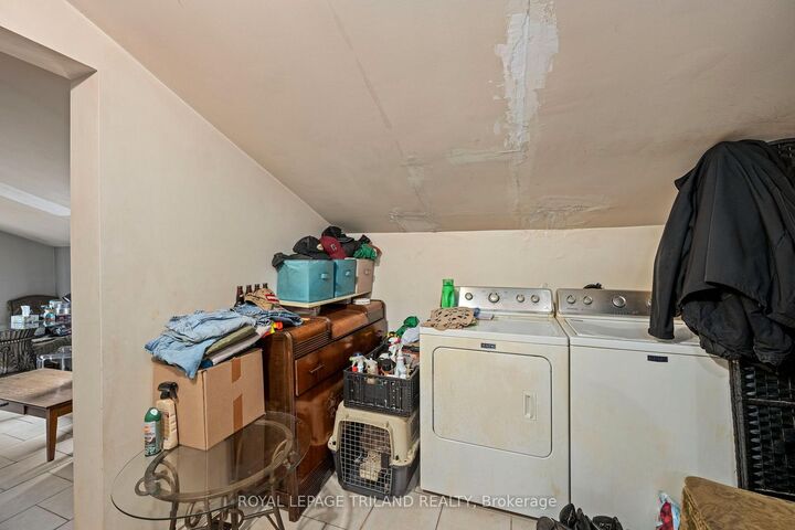 Property Photo: 191 Elgin Street ON N5Z 2T9