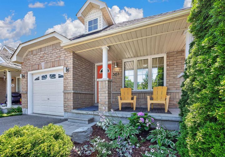 Property Photo:  563 Luple Avenue  ON L1K 0K9 
