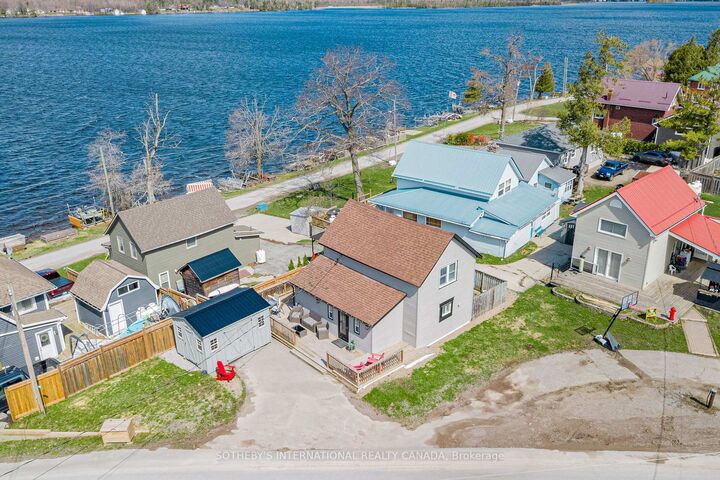 Property Photo:  42 Pavillion Road  ON K0M 1L0 