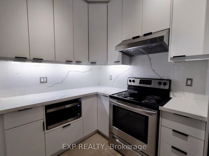 Property Photo:  601 Adelaide Street W  ON M6J 1A8 
