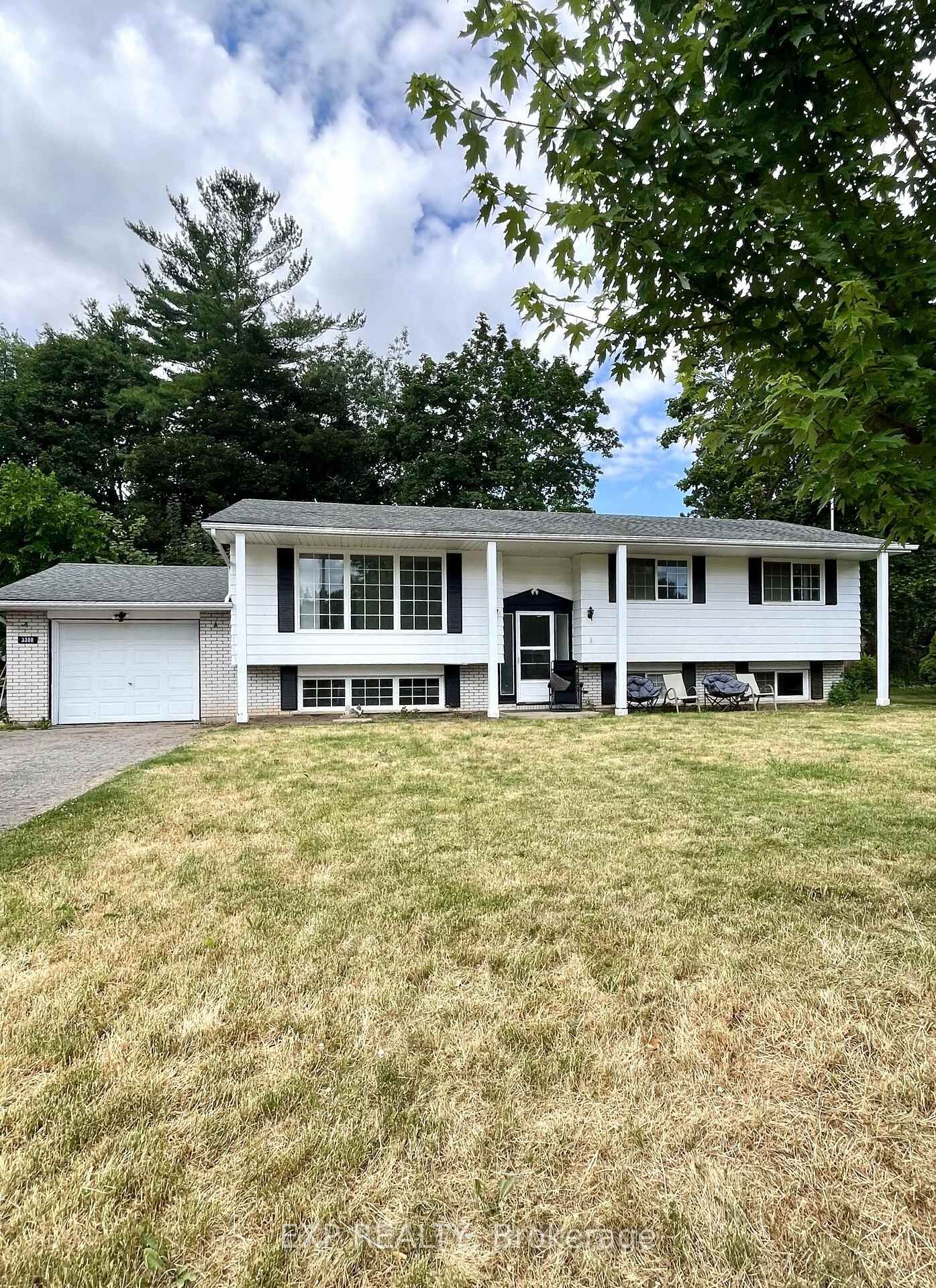Property Photo:  3388 Marlin Court #Upper  ON L0R 2C0 