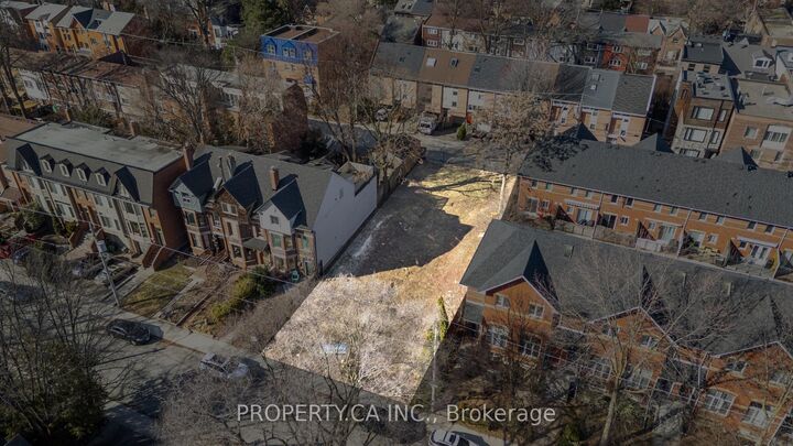 Property Photo:  238 Berkeley Street  ON M5A 2X4 