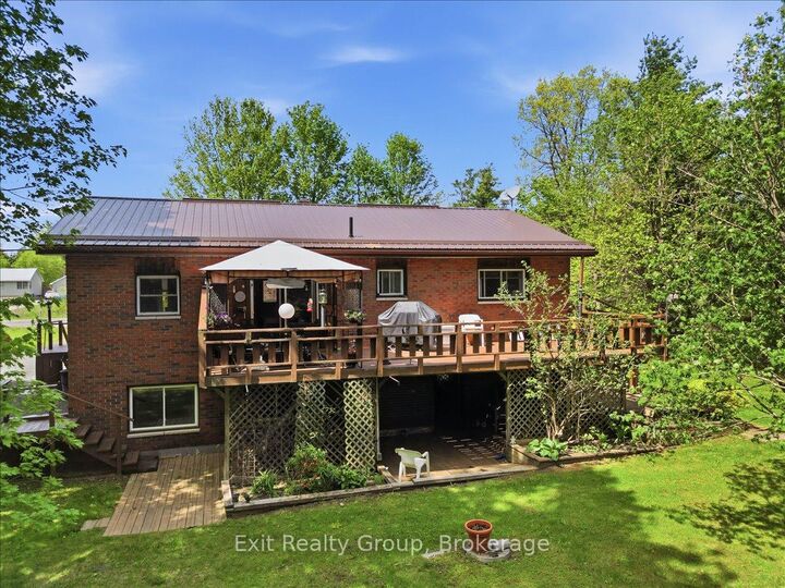 Property Photo:  102836 Highway 7 N/A  ON K0K 2M0 