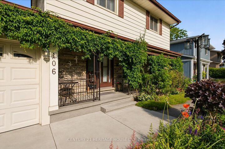Property Photo: 106 Memorial Drive ON N3R 5S3