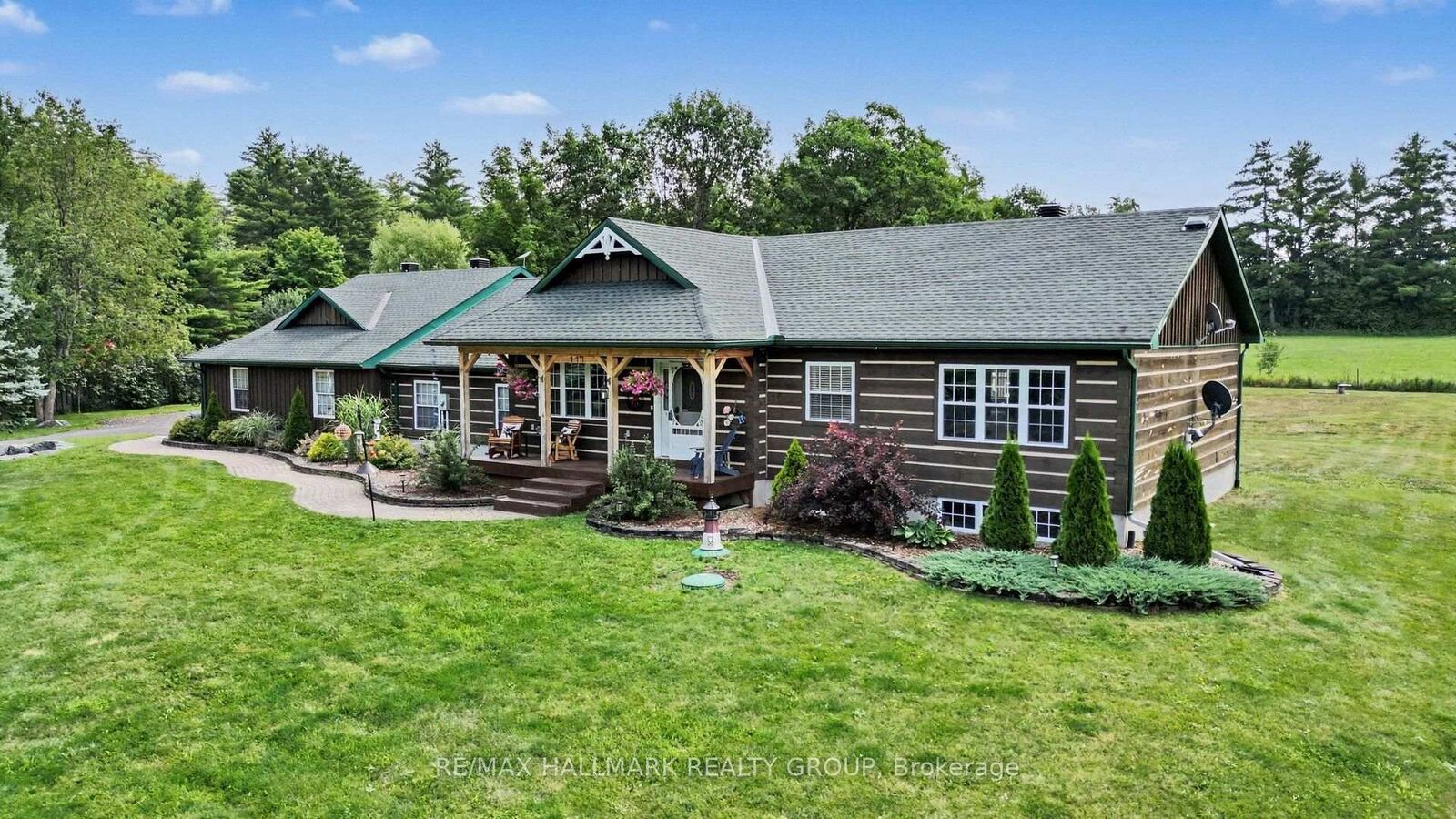 Property Photo: 117 Lorlei Drive ON K0A 3L0