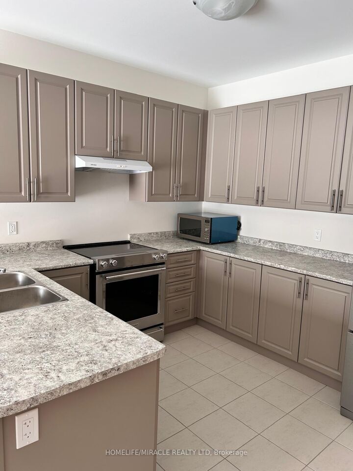 Property Photo:  239 Palace Street  ON L2V 0N3 