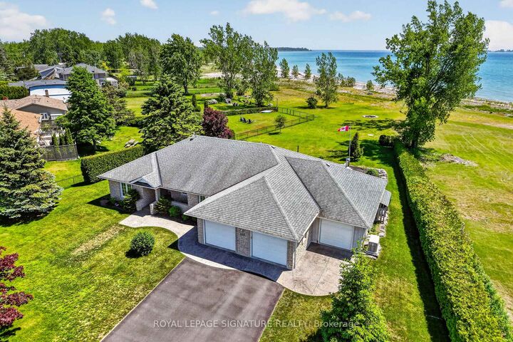 Property Photo: 114 Lakehurst Street ON K0K 1H0