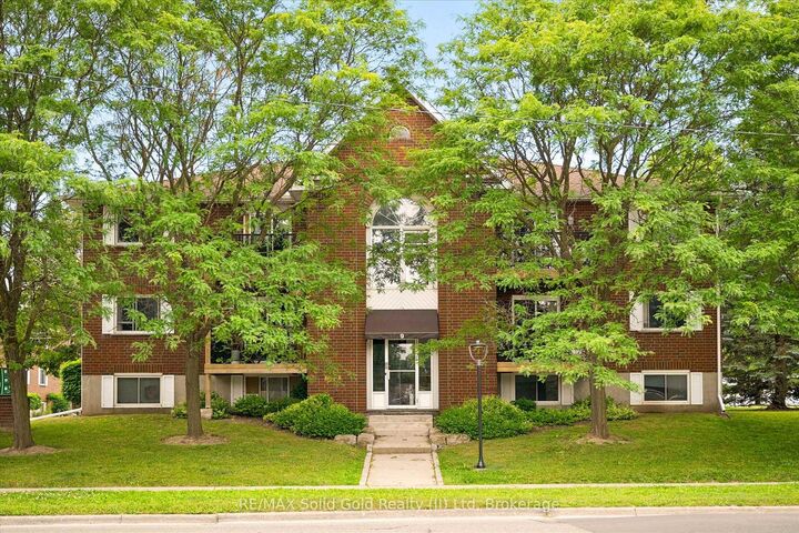 565 Greenfield Avenue 912 — photo 1