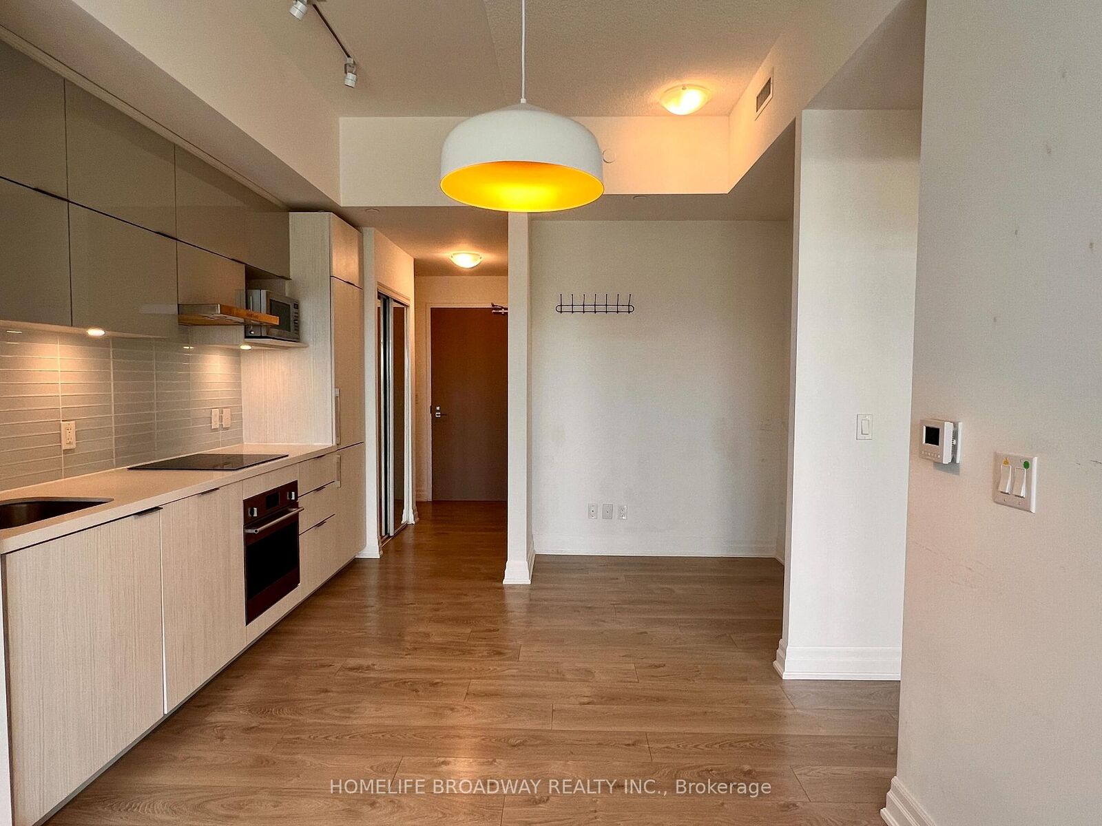 Property Photo: 8 Rouge Valley Drive W 1204 ON L6G 0G8