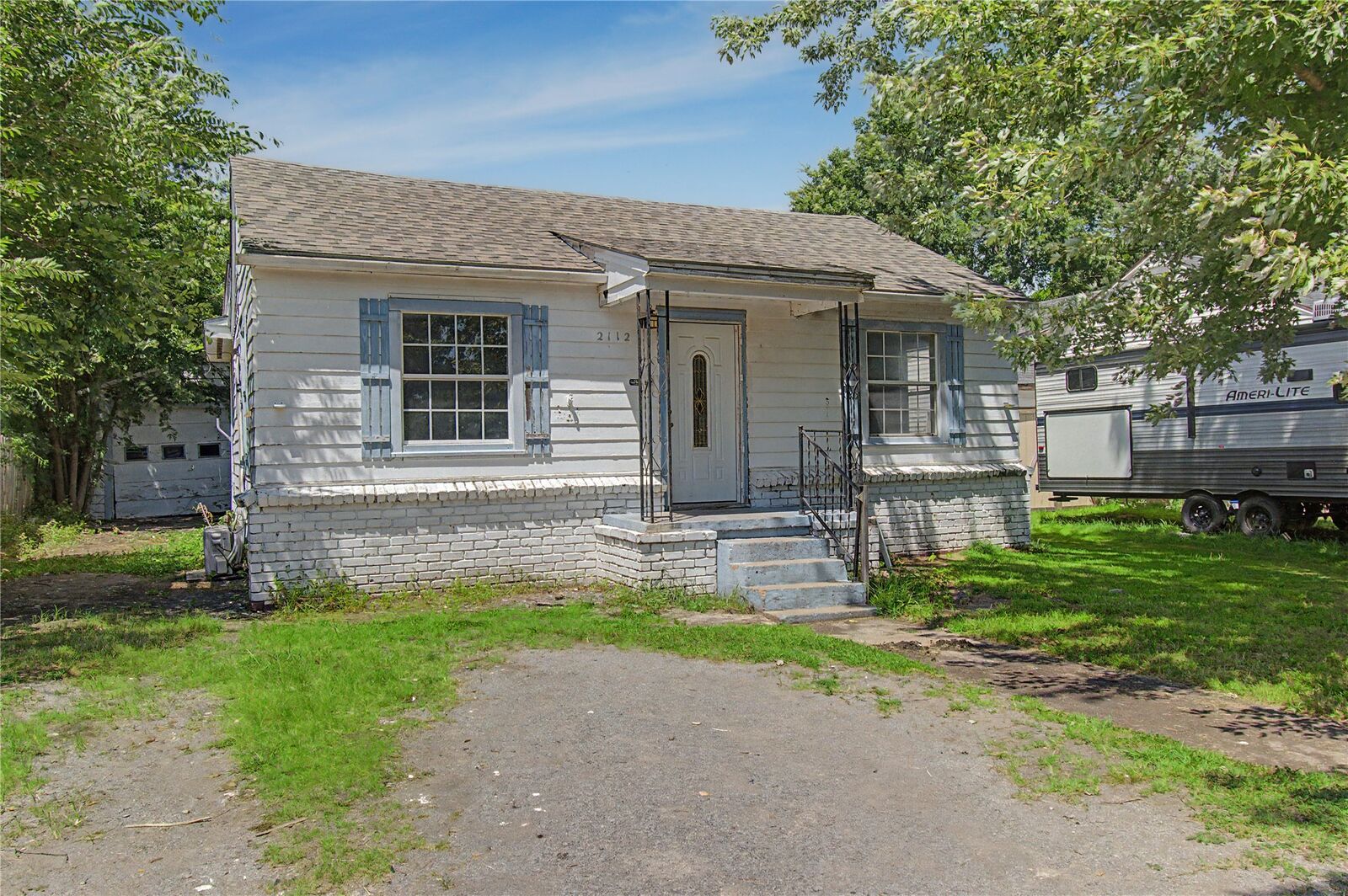 Property Photo:  2112 Jefferson Street  OK 74403 