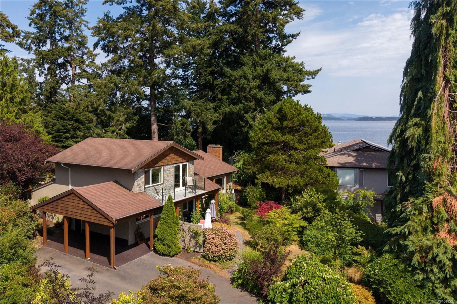 Property Photo:  10496 Jocelyn Pl  BC V8L 2P5 