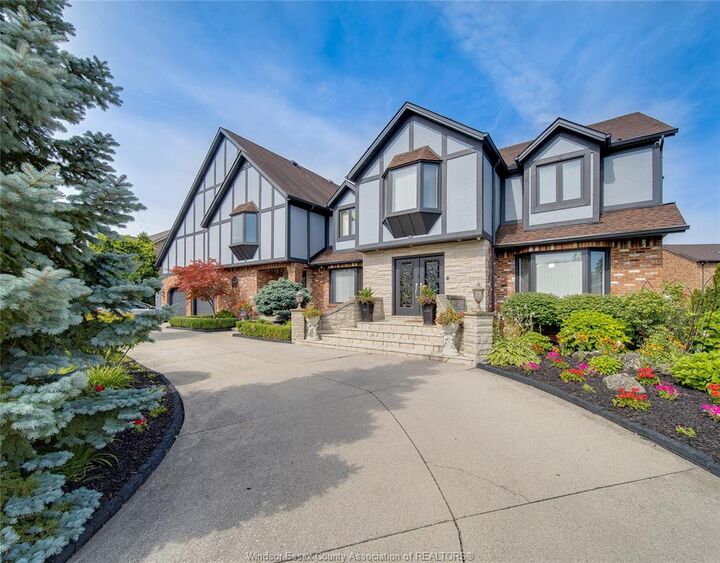 Property Photo: 507 Birkdale Court ON N8N 4B3