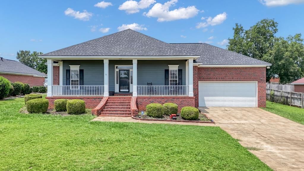 Property Photo:  3103 Columbia Lane  GA 31721 