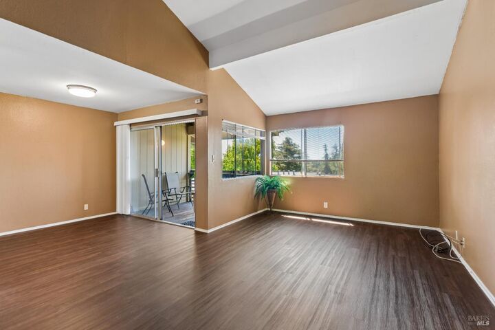 Property Photo:  355 Parkview Ter Terrace A-8  CA 94589 