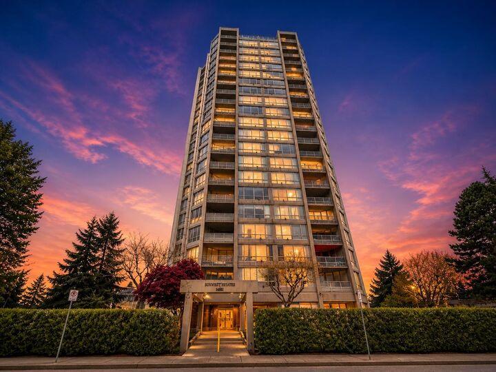 14881 103A Avenue 1701 — photo 1