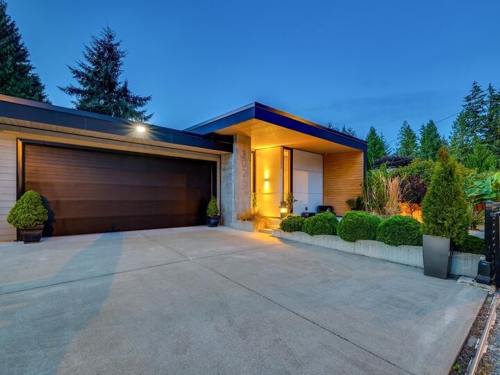 Property Photo:  20261 41 Avenue  BC V3A 2Z3 