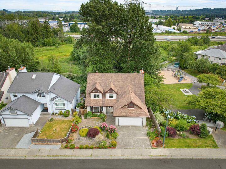Property Photo: 2378 Mariana Place BC V3K 6S2