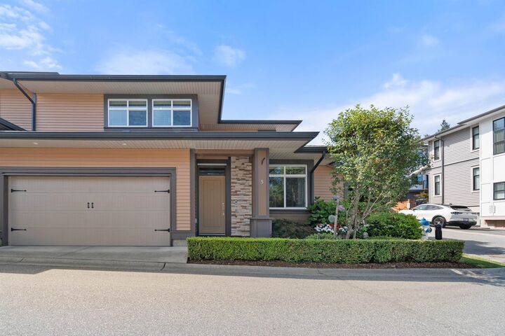 Property Photo: 35846 McKee Road 5 BC V3G 2L6