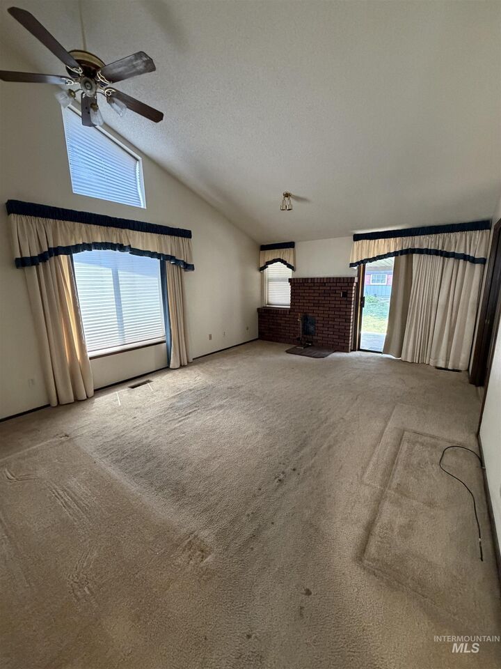 Property Photo:  2110 Brookside Dr.  ID 83605 