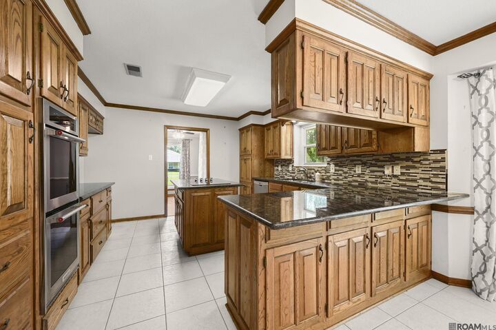Property Photo: 13217 Dorset Ave LA 70818
