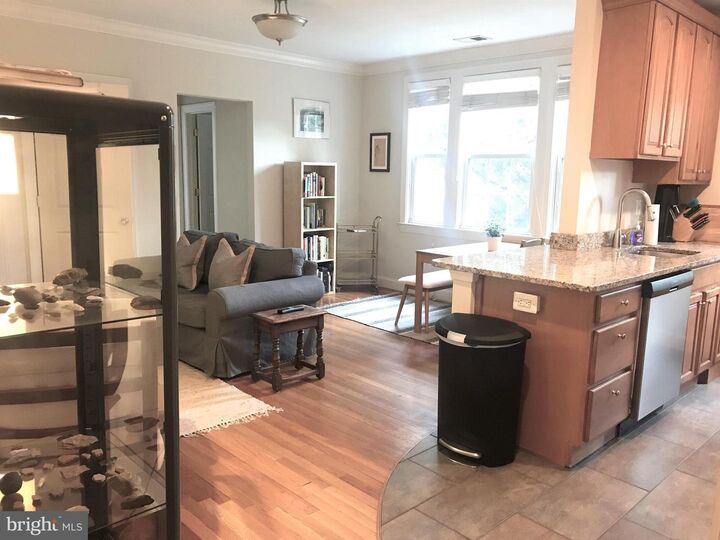 Property Photo:  401 Commonwealth Avenue 31A  VA 22301 