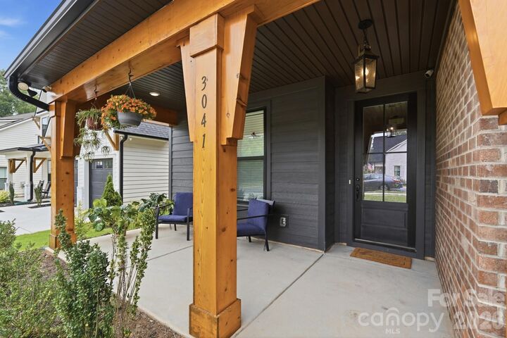 Property Photo:  3041 Kinger Lane  NC 28105 